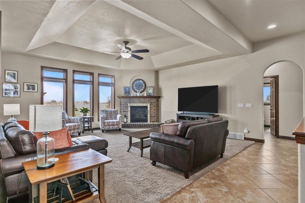 Photo of 8065 Golden Primrose CIRCLE, Neenah, WI 54956 (MLS # 50322964)