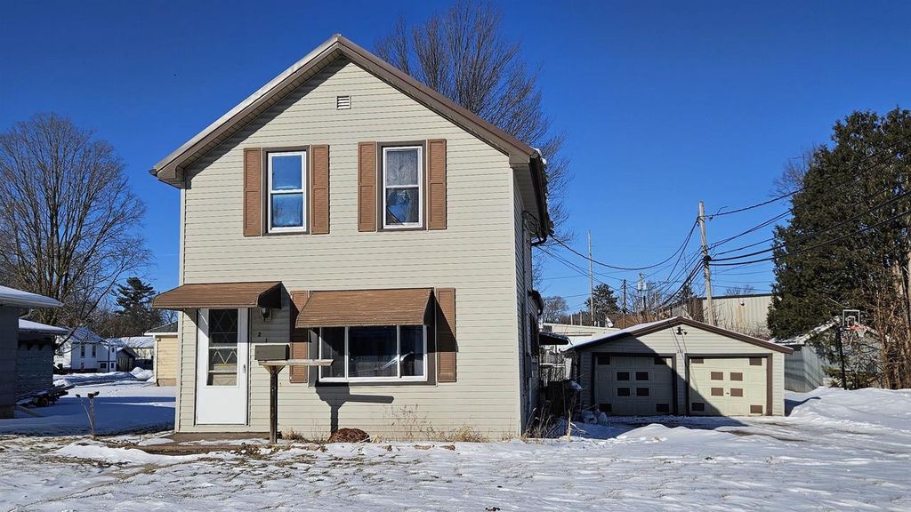 Photo of 213 W Wescott AVENUE, Shawano, WI 54166 (MLS # 50320407)