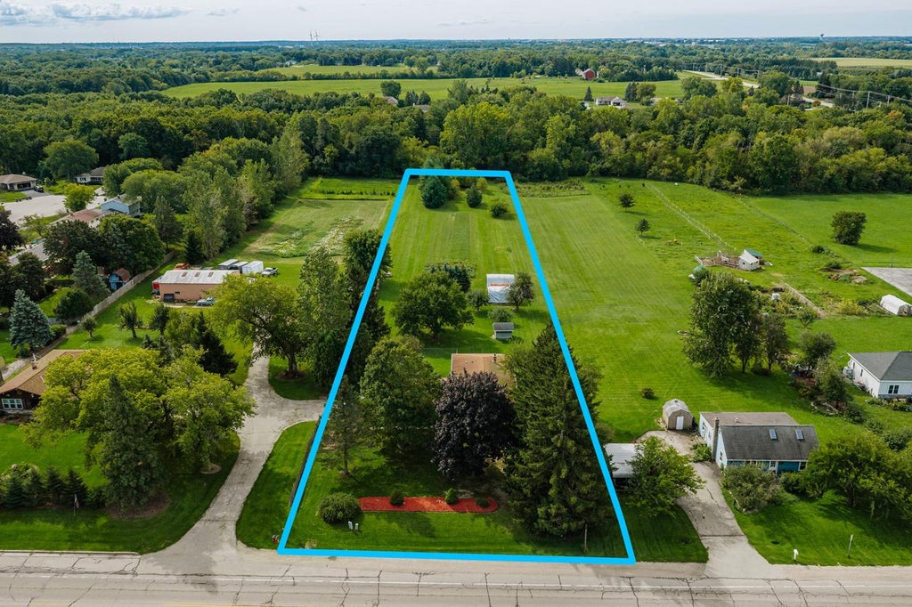 Photo of 9311 Northwestern AVENUE, Mount Pleasant, WI 53406 (MLS # 1981805)