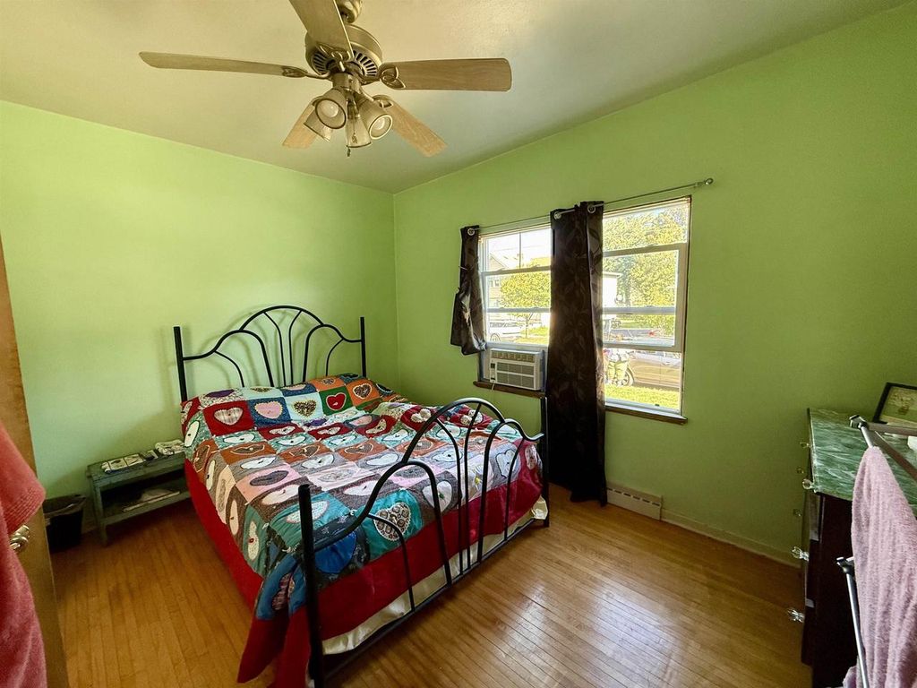 Photo of 803 Central STREET, Oshkosh, WI 54901 (MLS # 50316942)