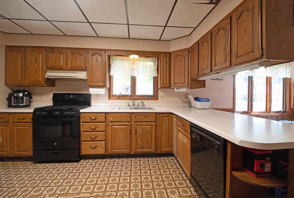 Photo of 357 W Monroe STREET, Spring Green, WI 53588 (MLS # 2009007)