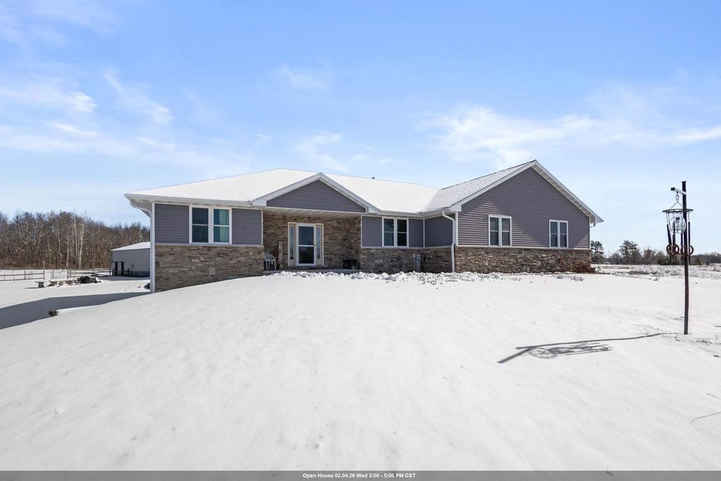 Photo of 8464 County Road S Rd, Pulaski, WI 54162 (MLS # 50320602)