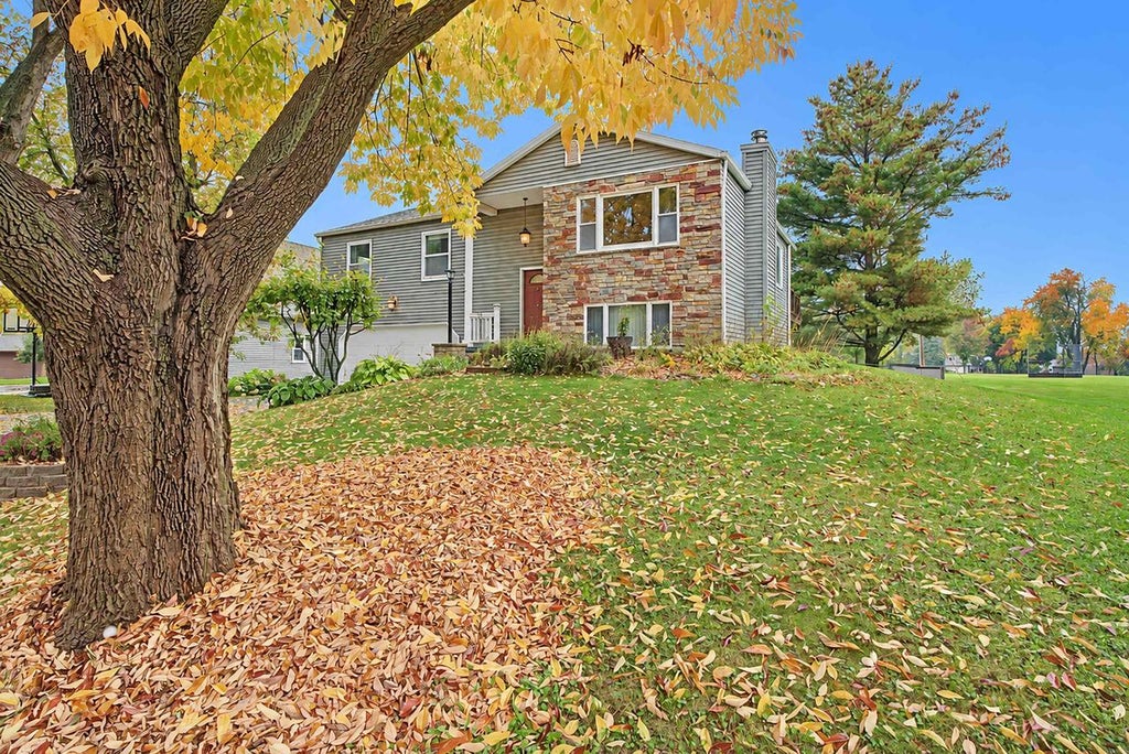 Photo of 3572 RANKIN ROAD, Mcfarland, WI 53558 (MLS # 2034528)