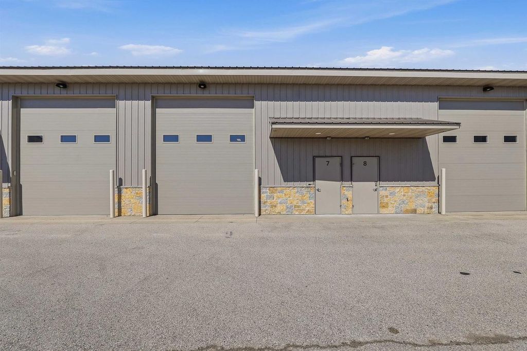 Photo of W4547 Lakepark DRIVE #7, Fond Du Lac, WI 54937 (MLS # 50325556)