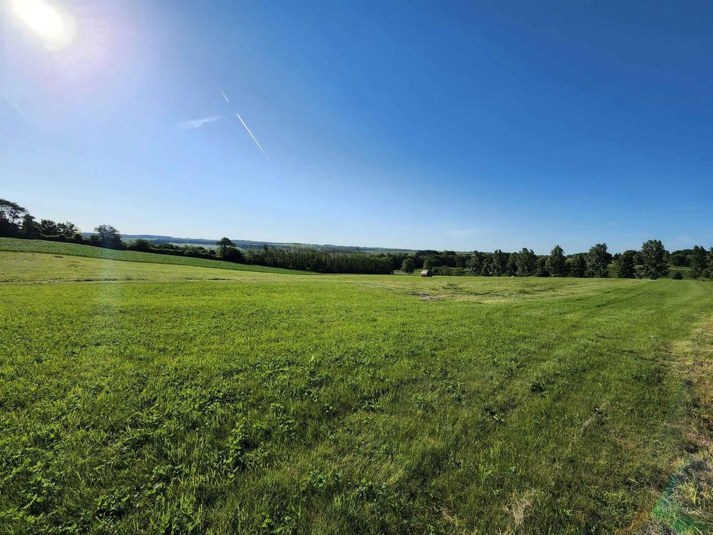 Photo of 3643 N 15th STREET #3643A, Milwaukee, WI 53206 (MLS # 1937325)