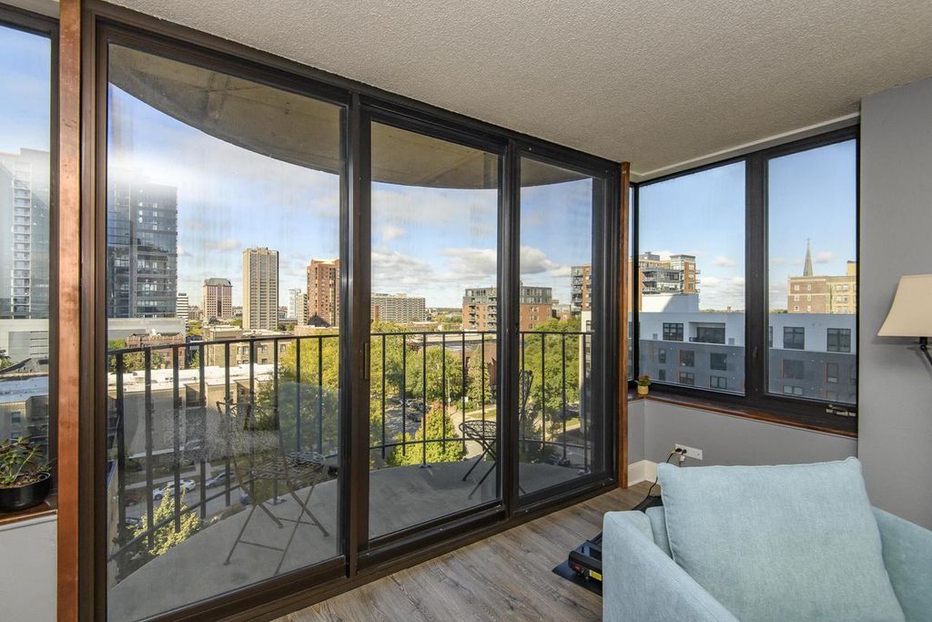 Photo of 929 N Astor STREET #807, Milwaukee, WI 53202 (MLS # 1939181)