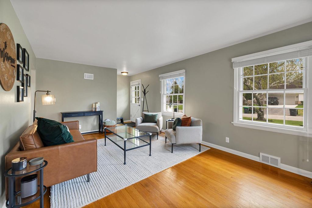 Photo of 1245 N 121st STREET, Wauwatosa, WI 53226 (MLS # 1959669)
