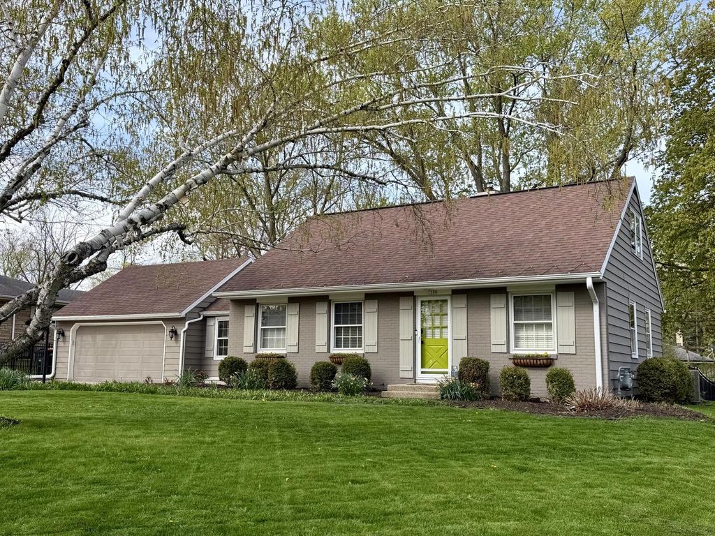 Photo of 1245 N 121st STREET, Wauwatosa, WI 53226 (MLS # 1959669)