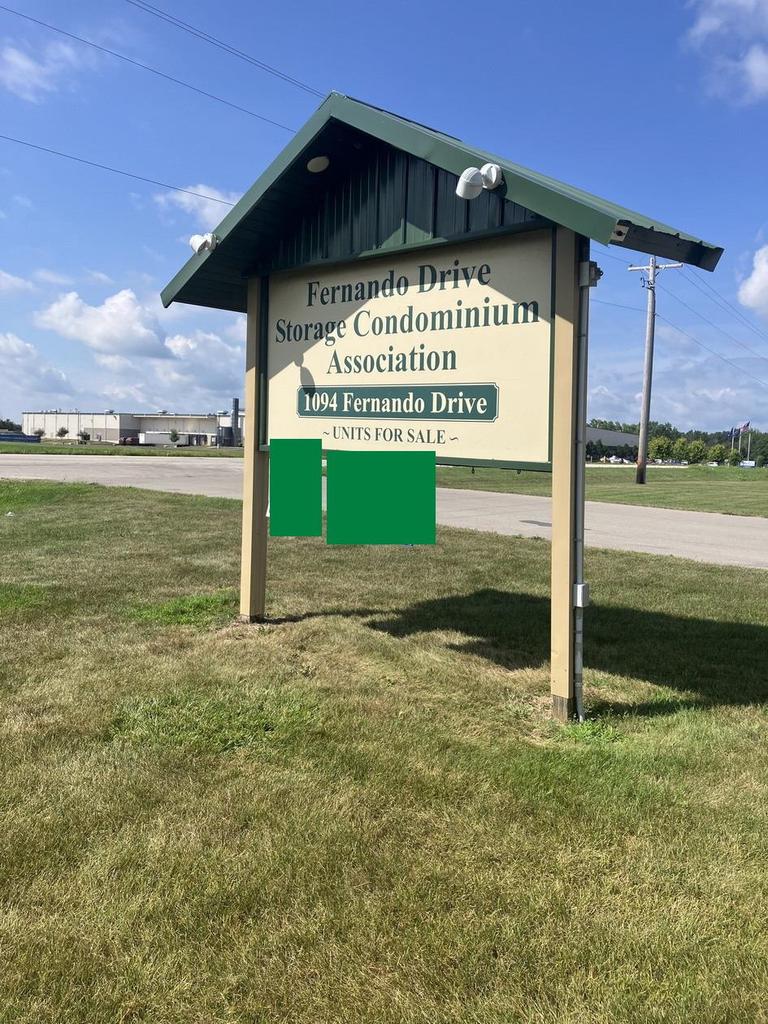 Photo of 1094 Fernando DRIVE #16, De Pere, WI 54115 (MLS # 50331134)
