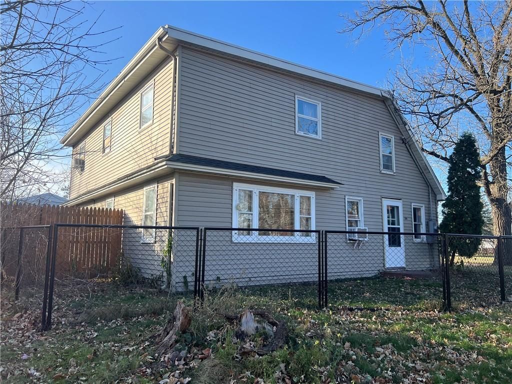 Photo of 104 E Sawyer STREET, Rice Lake, WI 54868 (MLS # 1597053)