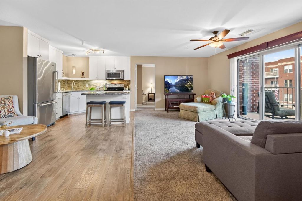 Photo of 118 S Washington STREET #A333, Green Bay, WI 54301 (MLS # 50316334)