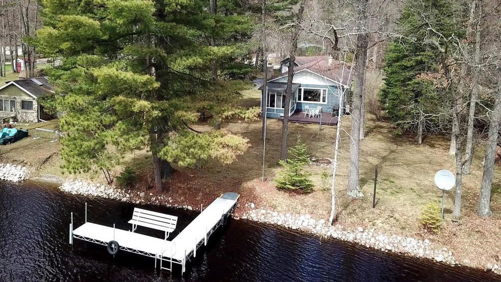 Photo of N7239 Stroika COURT, Crivitz, WI 54114 (MLS # 50324836)