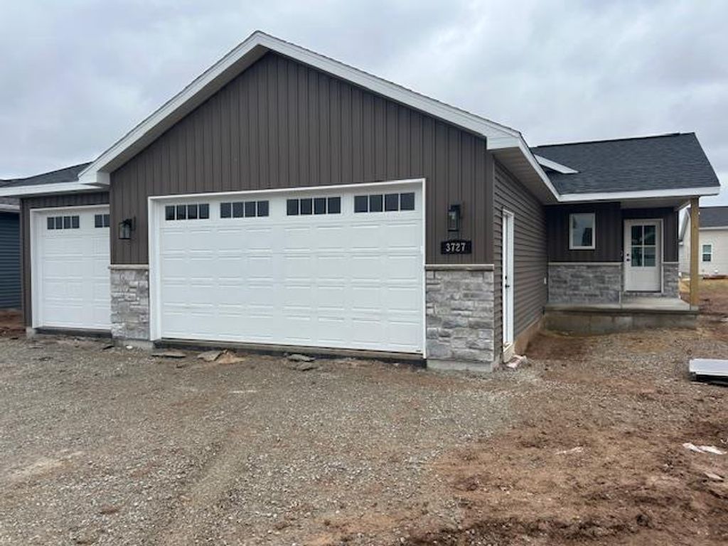 Photo of 3727 E Callalilly LANE, Appleton, WI 54913 (MLS # 50323046)
