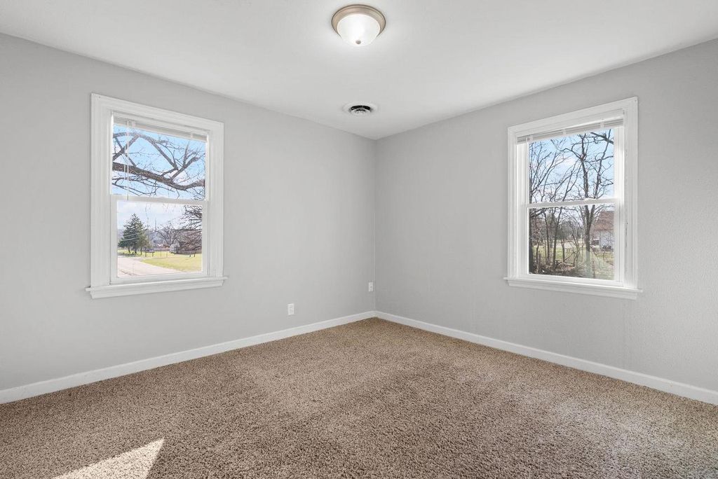 Photo of 901 Brewster AVENUE, Beloit, WI 53511 (MLS # 2019711)