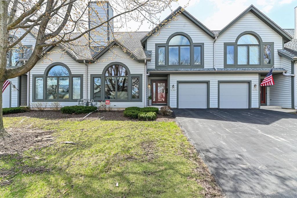 Photo of S75W17663 Harbor CIRCLE #D, Muskego, WI 53150 (MLS # 1959211)