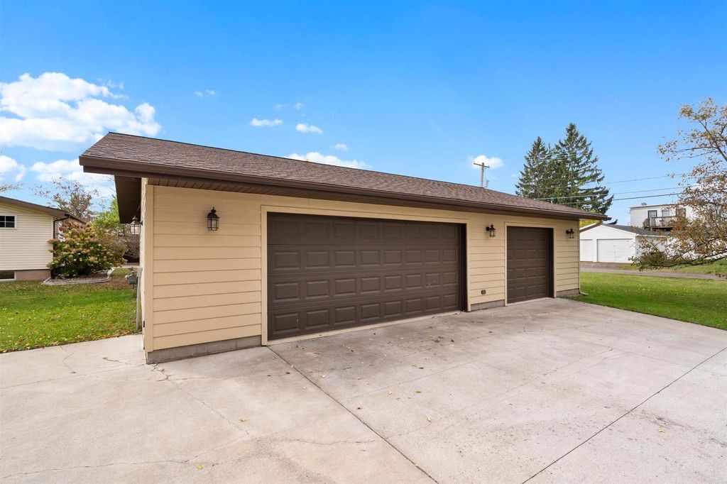 Photo of 1702 N 60th STREET, Superior, WI 54880 (MLS # 6122586)