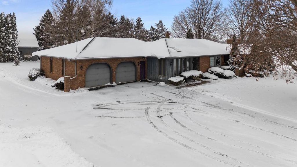 Photo of N7052 County Road W Rd, Mount Calvary, WI 53057 (MLS # 50318844)