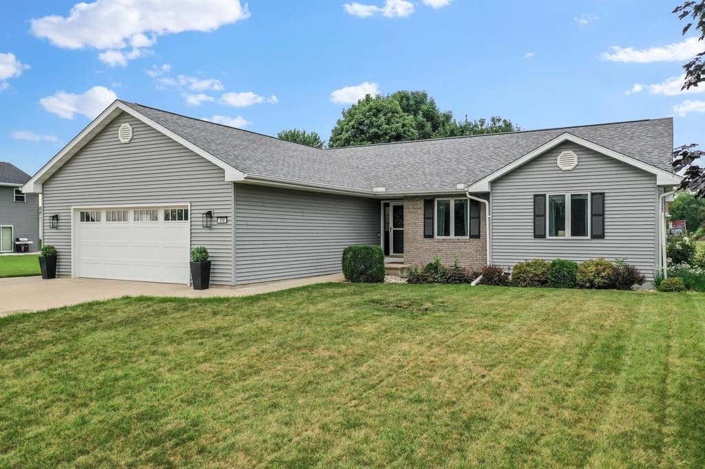 Photo of 318 N Hunter STREET, Berlin, WI 54923 (MLS # 50331017)