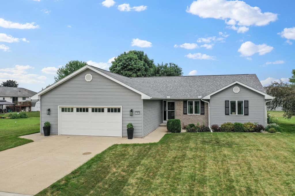 Photo of 318 N Hunter STREET, Berlin, WI 54923 (MLS # 50331017)