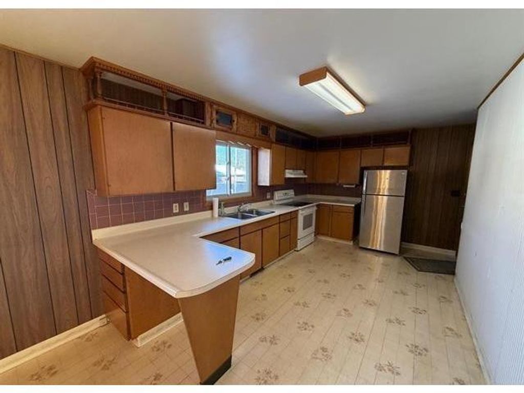 Photo of 201 McKinley AVENUE, Niagara, WI 54151 (MLS # 50320272)