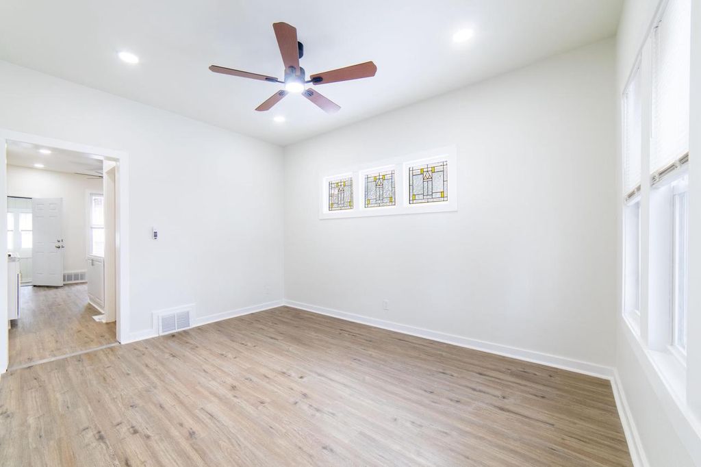 Photo of 3422 N 11th STREET, Milwaukee, WI 53206 (MLS # 1947645)