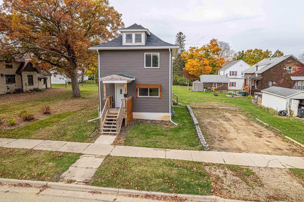 Photo of 1411 22nd AVENUE, Monroe, WI 53566 (MLS # 2011467)