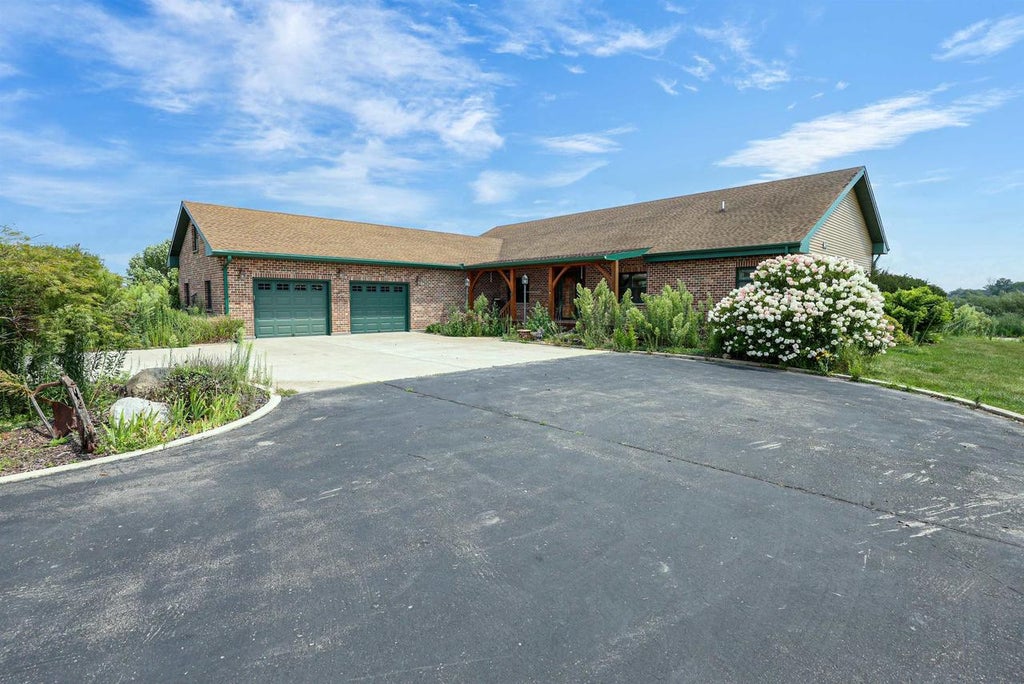 Photo of 1328 County Rd M, Pickett, WI 54964 (MLS # 50329568)