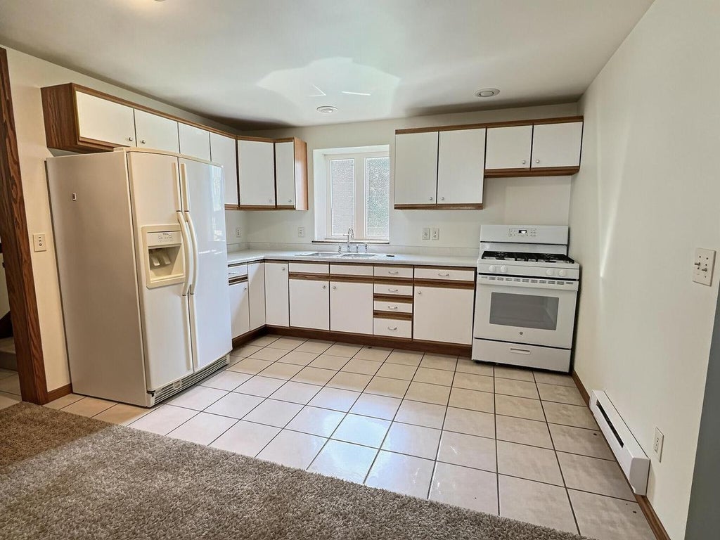 Photo of 1642 Lincoln AVENUE, Omro, WI 54963 (MLS # 50333545)