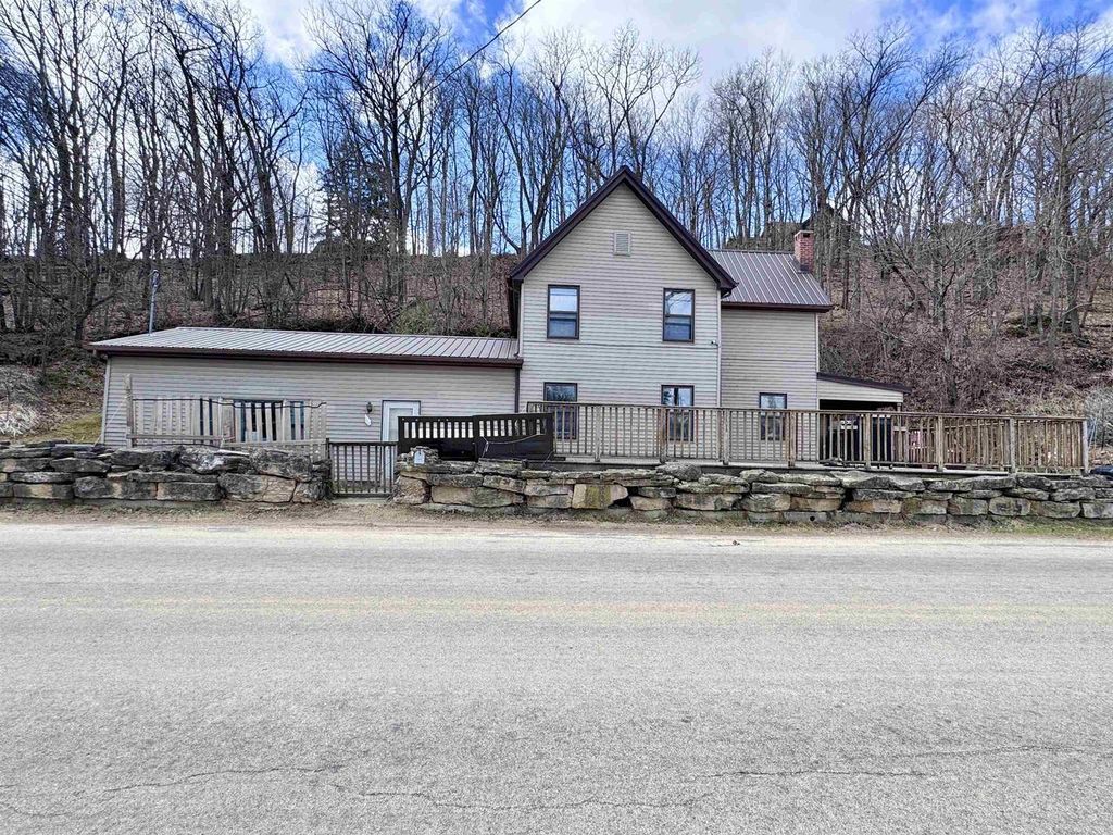 Photo of 327 W River STREET, Darlington, WI 53530 (MLS # 2019422)