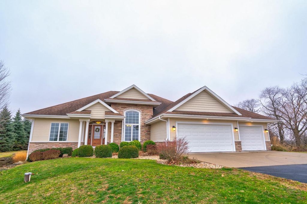 Photo of 115 County Highway N Rd, Edgerton, WI 53534 (MLS # 2013970)