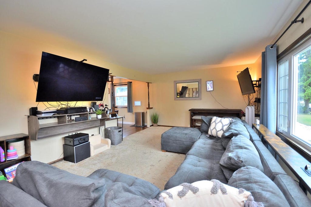 Photo of 4271 S 89th STREET, Greenfield, WI 53228 (MLS # 1973342)