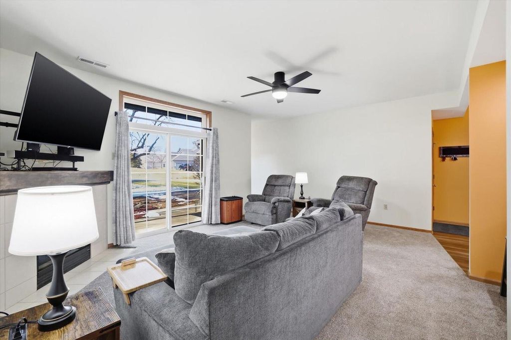 Photo of 1827 E Racine AVENUE #1, Waukesha, WI 53186 (MLS # 1952183)