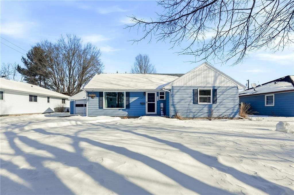 Photo of 2815 Clark PLACE, Eau Claire, WI 54701 (MLS # 1597949)