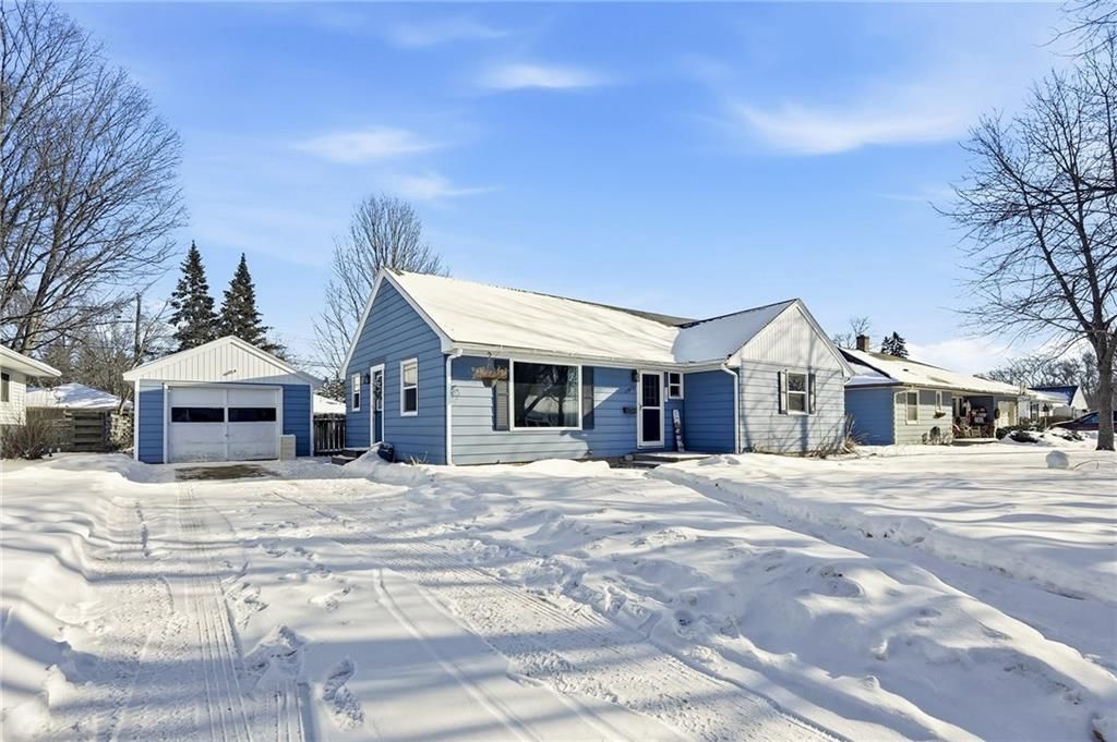 Photo of 2815 Clark PLACE, Eau Claire, WI 54701 (MLS # 1597949)