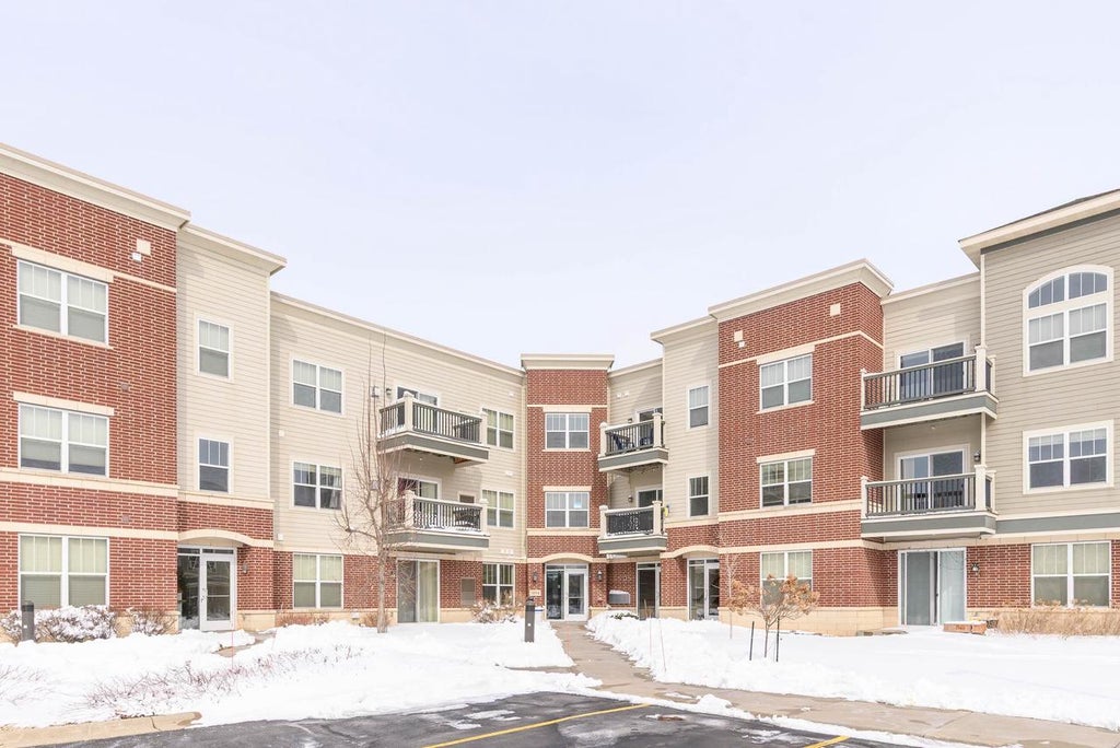 Photo of 5194 Sassafras DRIVE #308, Fitchburg, WI 53711 (MLS # 2018301)