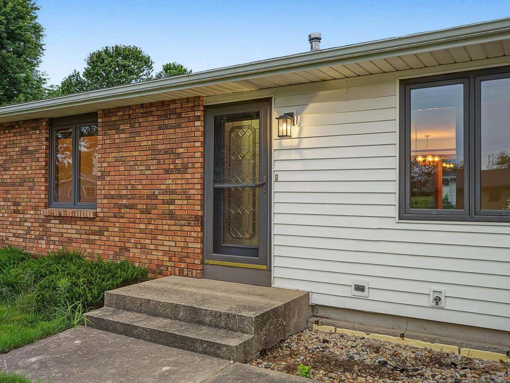 Photo of 587 Washington STREET, Monticello, WI 53570 (MLS # 2030734)