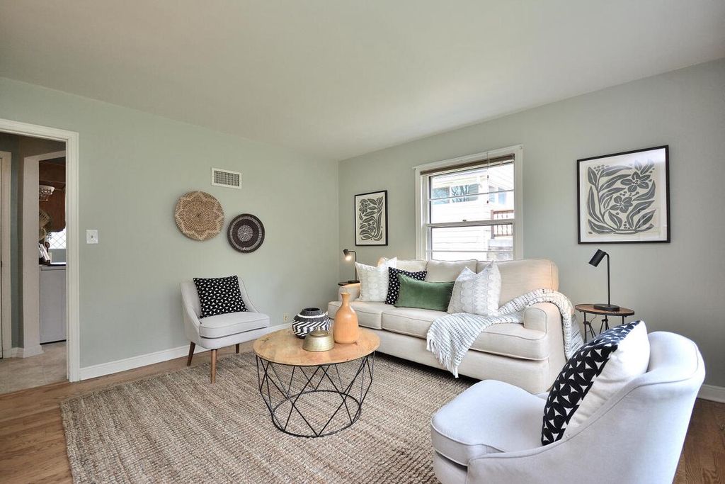 Photo of 236 N 90th STREET, Milwaukee, WI 53226 (MLS # 1960327)
