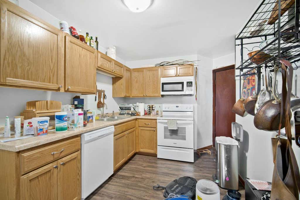 Photo of 139 N 6th AVENUE, West Bend, WI 53095 (MLS # 1973664)