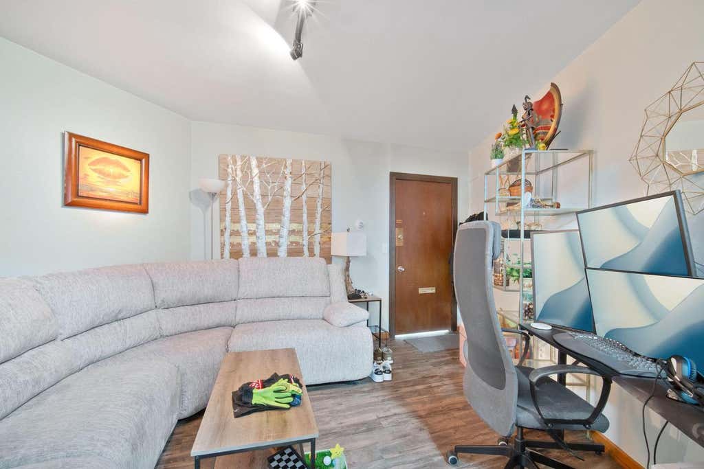 Photo of 139 N 6th AVENUE, West Bend, WI 53095 (MLS # 1973664)