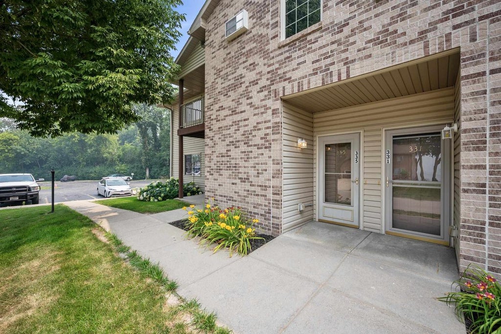 Photo of 335 Starkweather DRIVE, Beaver Dam, WI 53916 (MLS # 2028349)