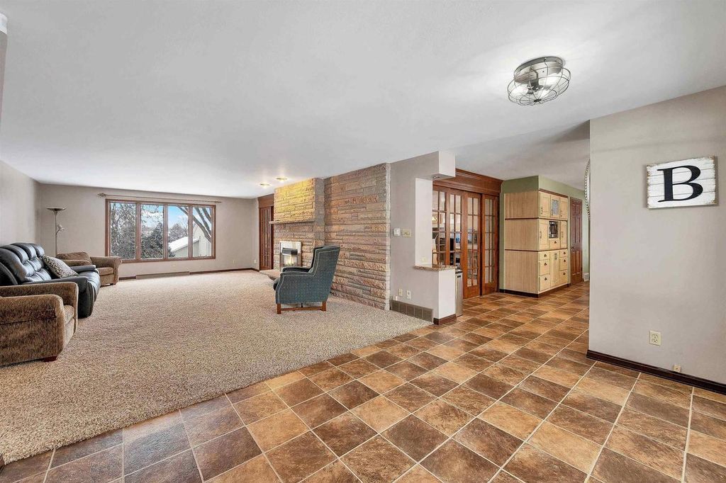 Photo of 2780 S Ridge ROAD, Green Bay, WI 54304 (MLS # 50318826)