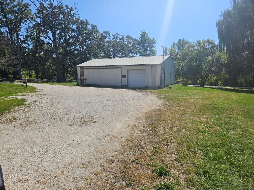 Photo of 16422 82nd STREET, Bristol, WI 53104 (MLS # 1936134)