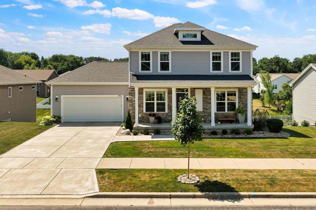 Photo of 9521 Wild Prairie TRAIL, Verona, WI 53593 (MLS # 2027959)