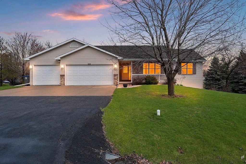 Photo of W6678 Emerald COURT, Greenville, WI 54942 (MLS # 50323934)