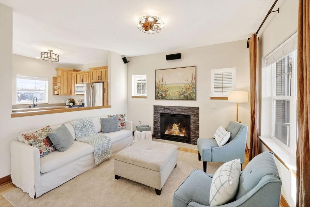 Photo of 2846 Big Bluestem PARKWAY, Fitchburg, WI 53711 (MLS # 2015758)