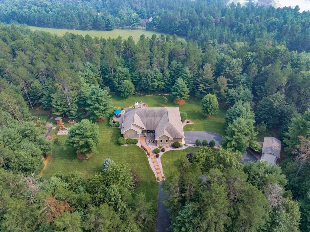 Photo of W5533 Meadow DRIVE, New Lisbon, WI 53950 (MLS # 2028395)