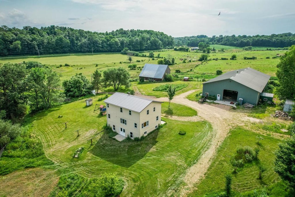 Photo of E4150 Tuckertown ROAD, Loganville, WI 53943 (MLS # 2027843)