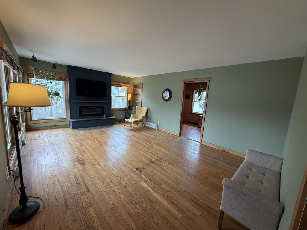 Photo of 609 Constitution LANE, Madison, WI 53711 (MLS # 2016337)