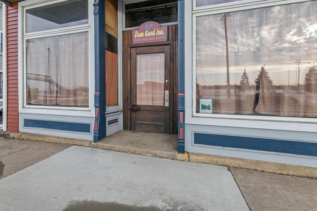 Photo of 405 N Main STREET, Alma, WI 54610 (MLS # 1945475)