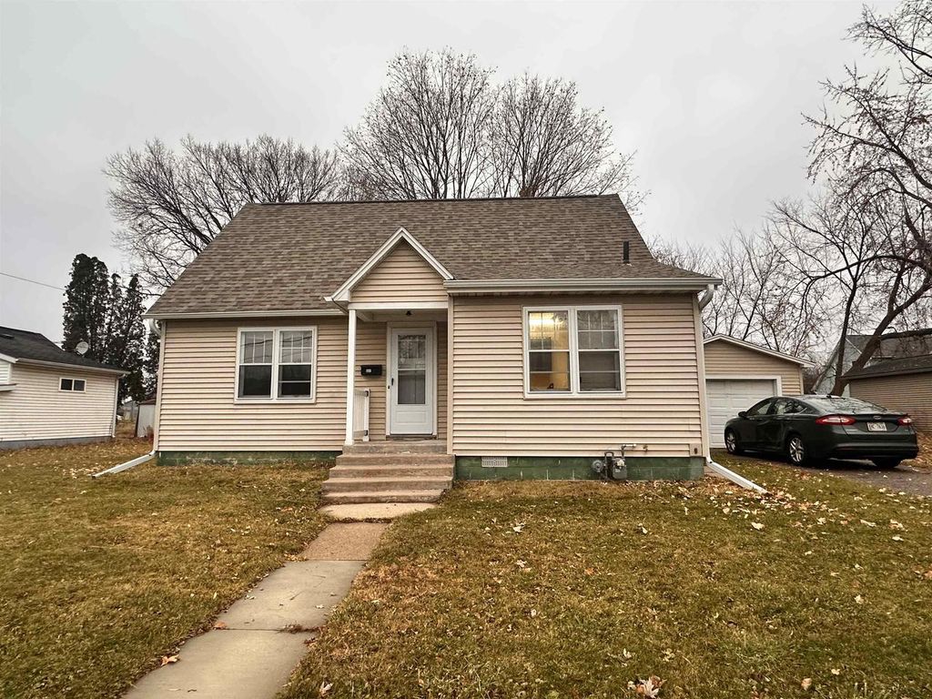 Photo of 809 E State STREET, Mauston, WI 53948 (MLS # 2013125)